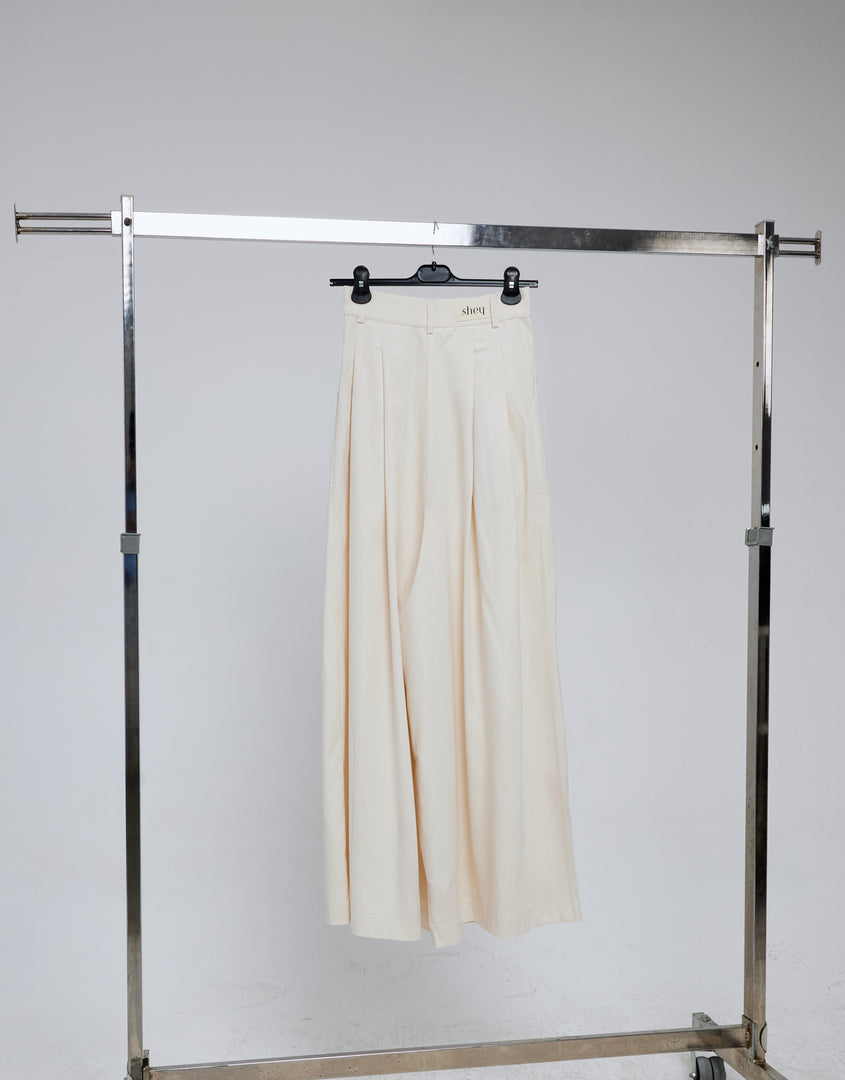 PLEATED WIDE LEG TROUSERS - BEIGE